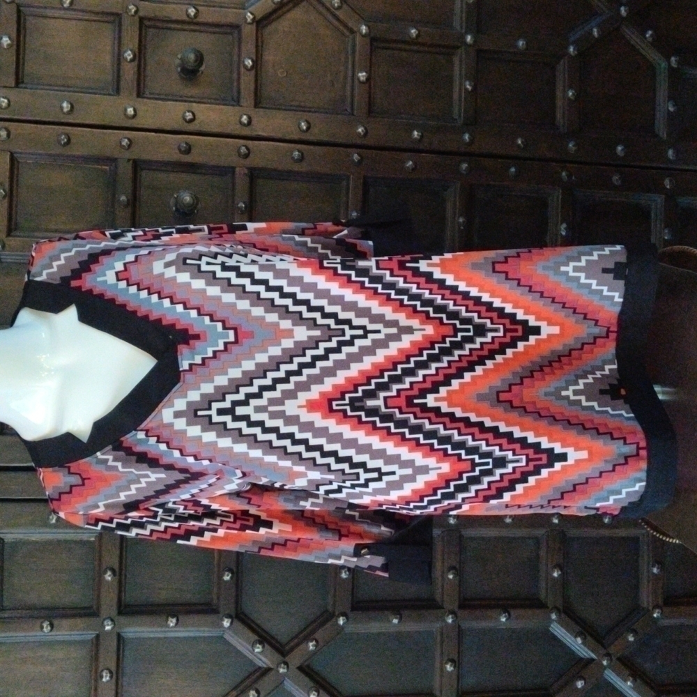 𝅺SZ L Aztec pattern blouse awesome colors and pattern, super comfy, looks great
